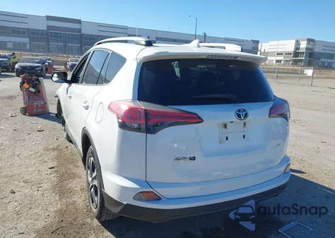 2017 Toyota Rav4 Le z USA, uszkodzony, nr VIN 2T3ZFREV8HW397575
